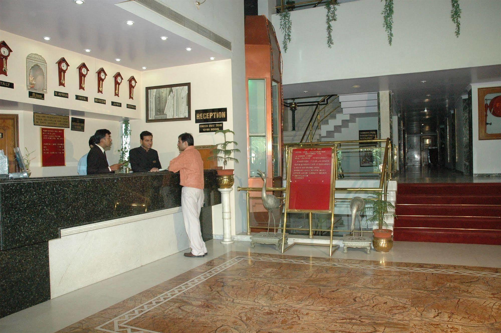 Oyo 18814 Hotel Maya International جايبور المظهر الخارجي الصورة